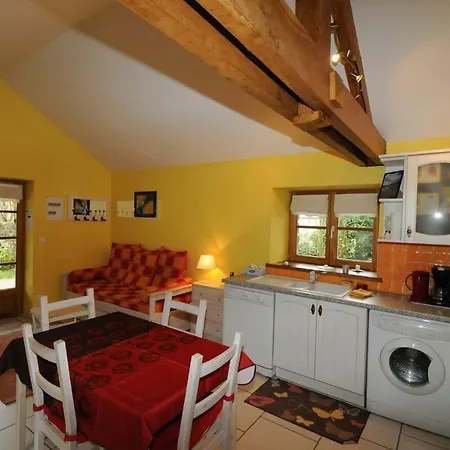 度假居 Theys Floing